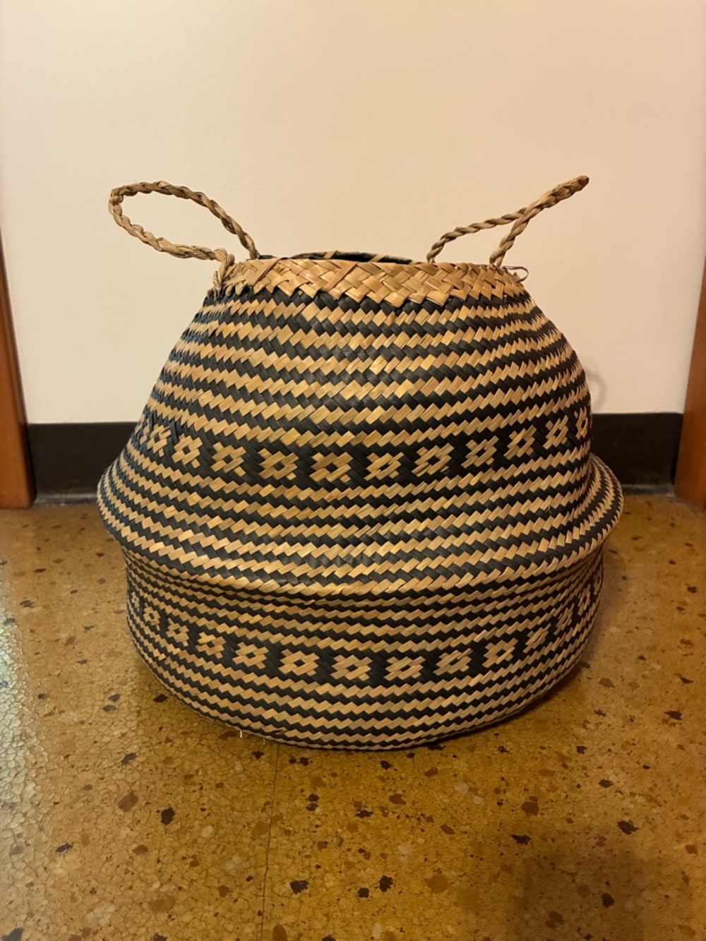 Handwoven Seagrass Basket with Navy Blue Pattern Storage Planter